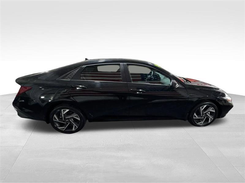 Hyundai Elantra Hybrid Blue 2025