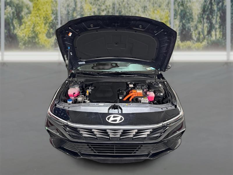 Hyundai Elantra Hybrid Blue 2025