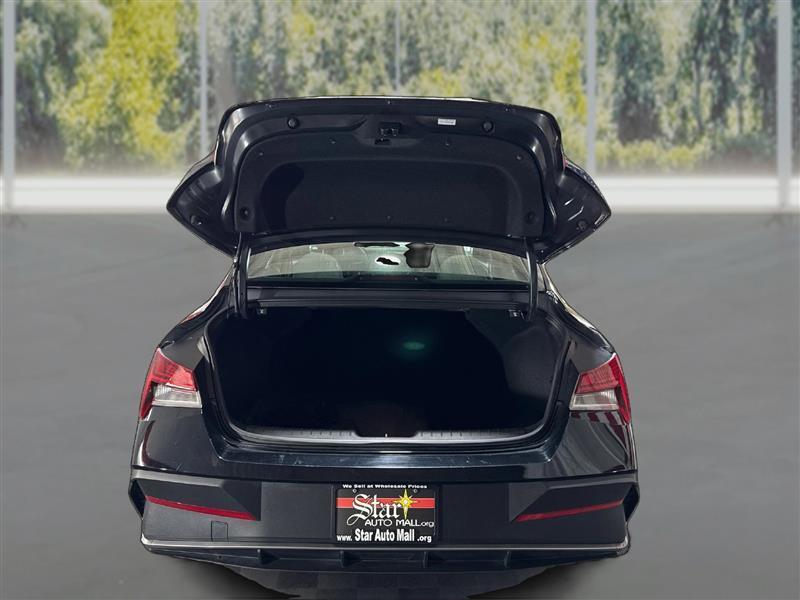 Hyundai Elantra Hybrid Blue 2025
