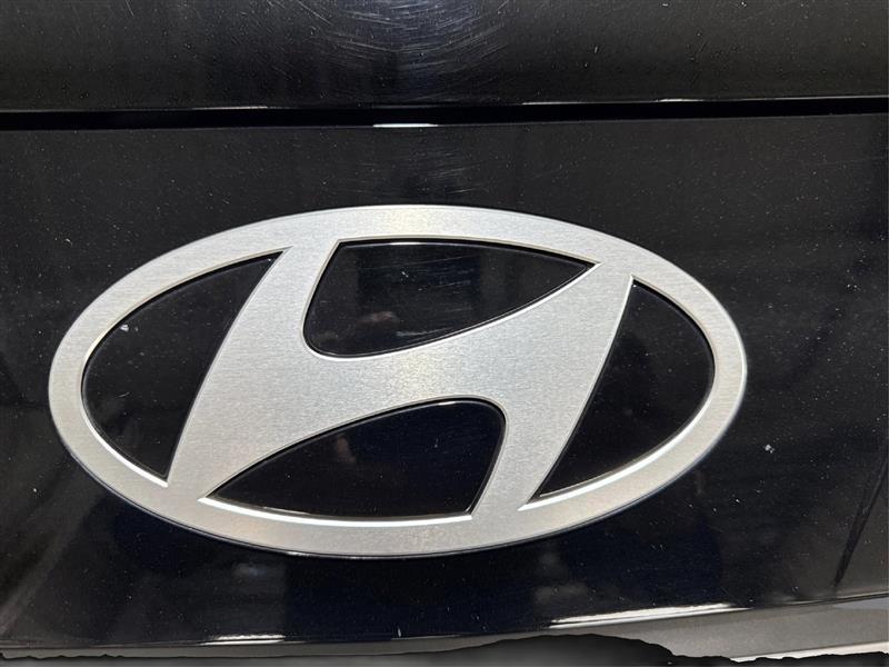 Hyundai Elantra Hybrid Blue 2025