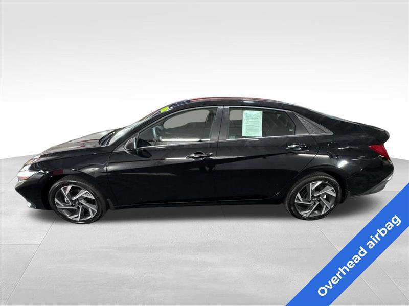Hyundai Elantra Hybrid Blue 2025