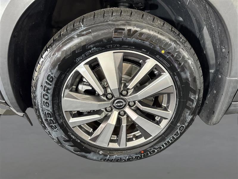 Nissan Pathfinder photo 22