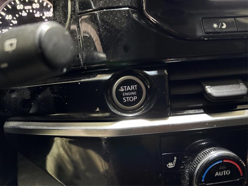 Nissan Pathfinder photo 28