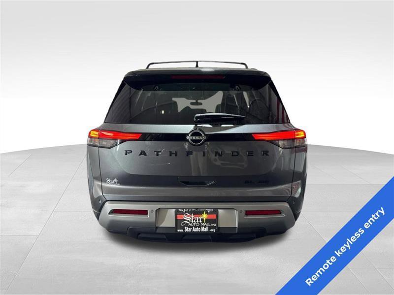 Nissan Pathfinder SL 4WD 2022