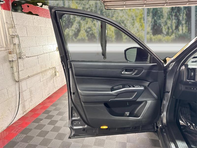 Nissan Pathfinder SL 4WD 2022