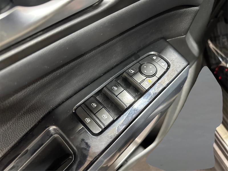 Nissan Pathfinder SL 4WD 2022