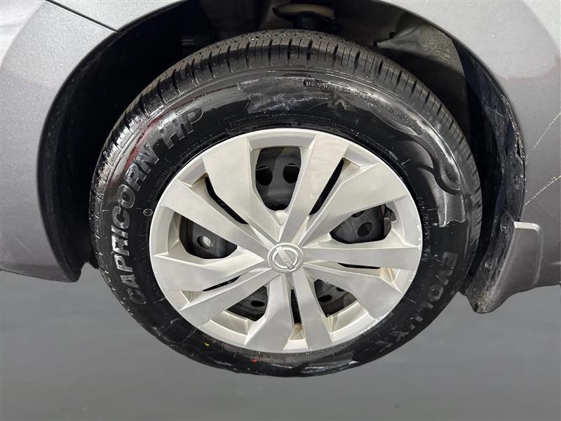Nissan Versa S 5MT 2024