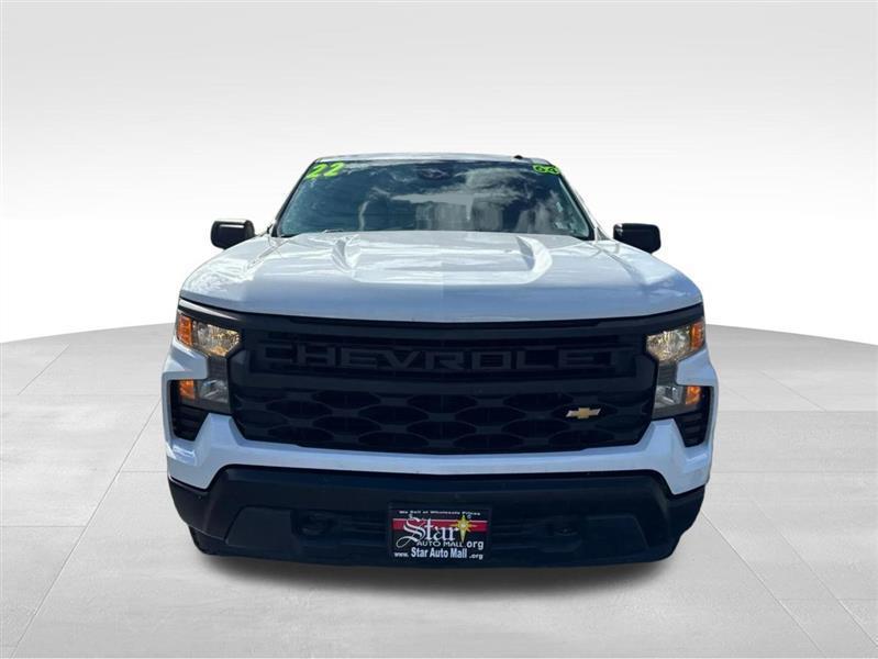 Chevrolet Silverado photo 2