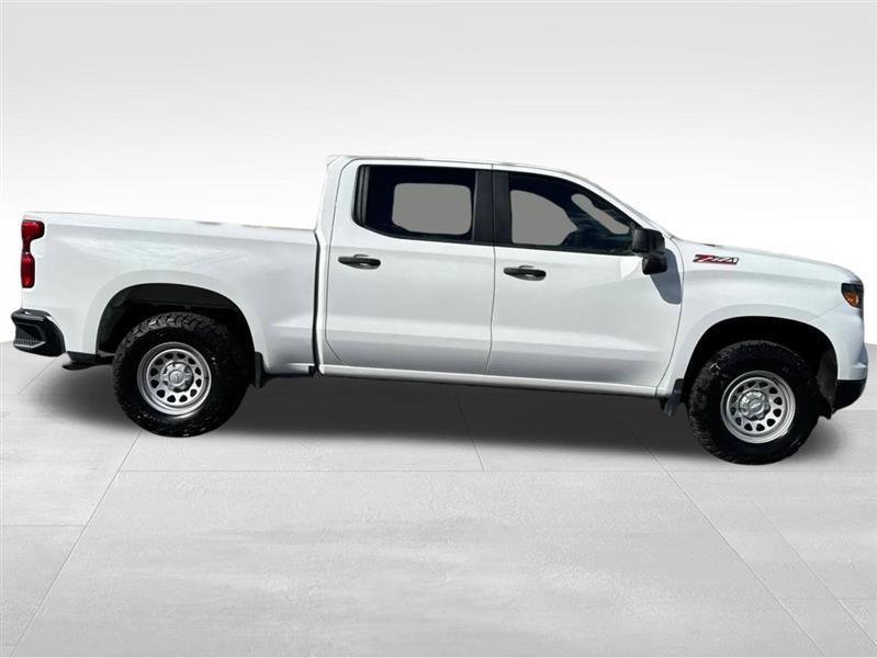 Chevrolet Silverado photo 4