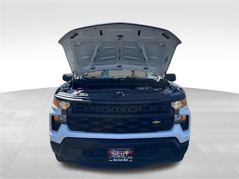 Chevrolet Silverado photo 11