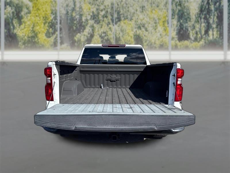 Chevrolet Silverado photo 12