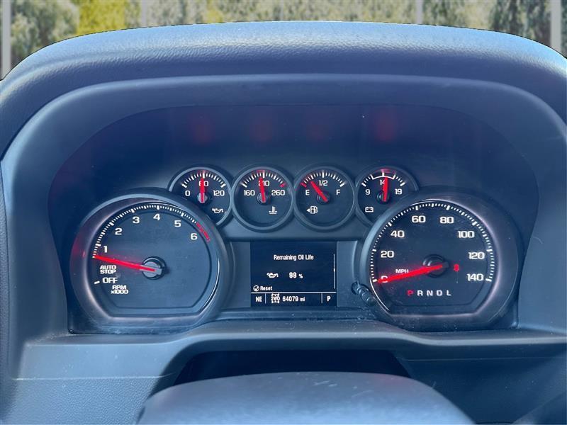 Chevrolet Silverado photo 16