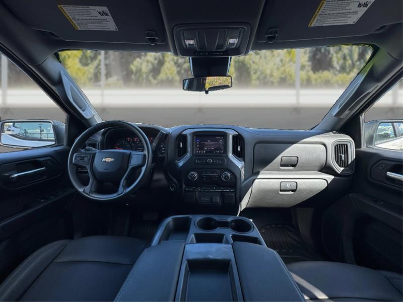 Chevrolet Silverado photo 25
