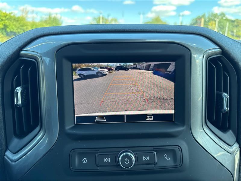 Chevrolet Silverado photo 38
