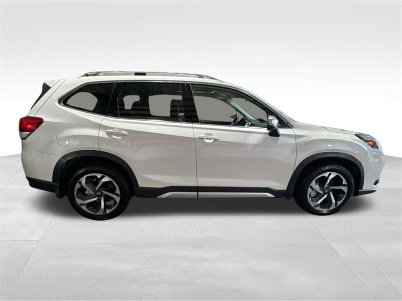 Subaru Forester photo 4