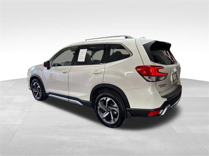 Subaru Forester photo 7