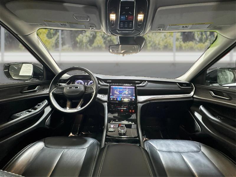 Jeep Grand Cherokee L photo 26