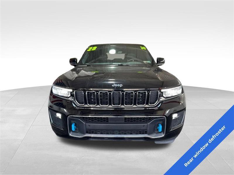 Jeep Grand Cherokee photo 2