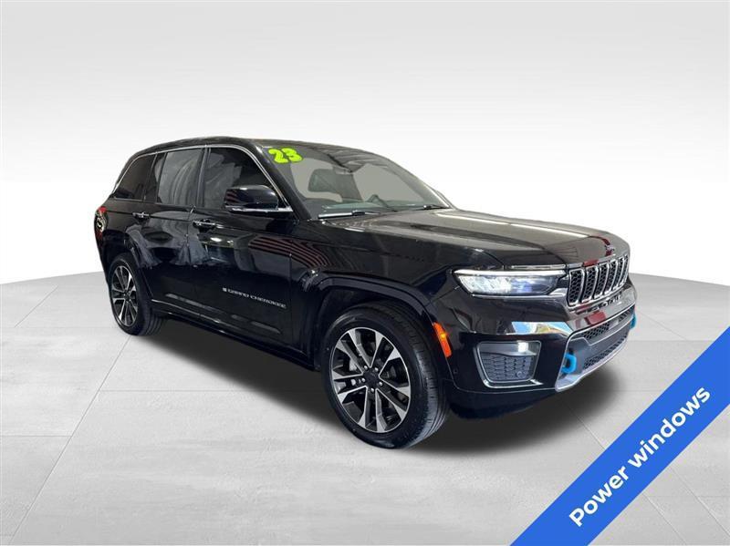 Jeep Grand Cherokee photo 3