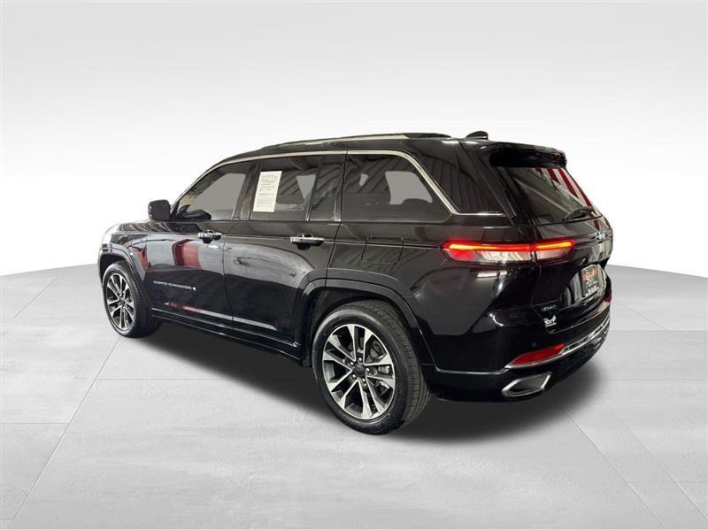 Jeep Grand Cherokee photo 7