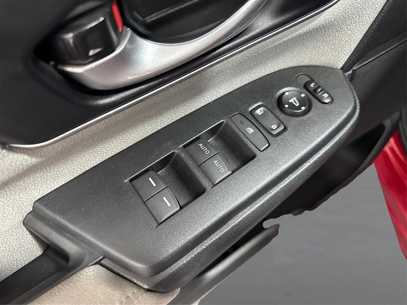 Honda CR-V photo 30