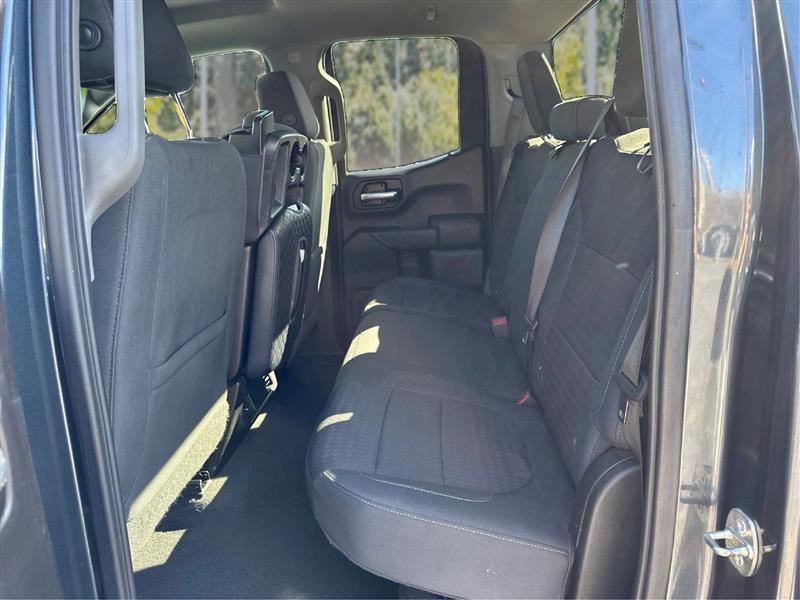 Chevrolet Silverado photo 10