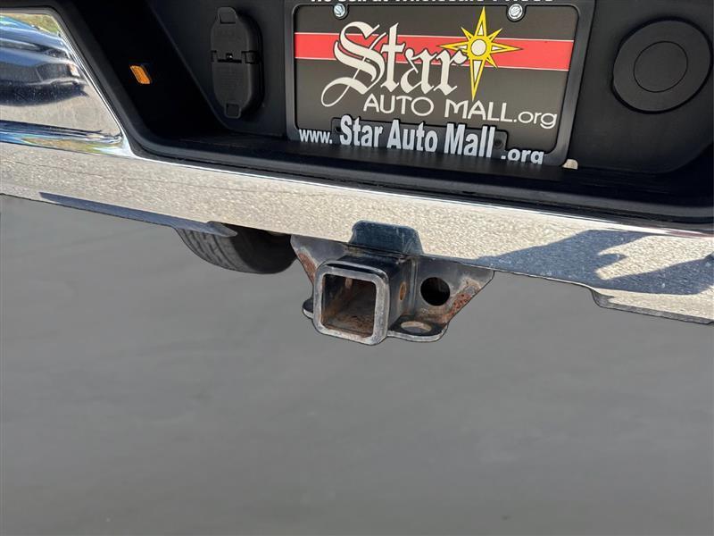 Chevrolet Silverado photo 21
