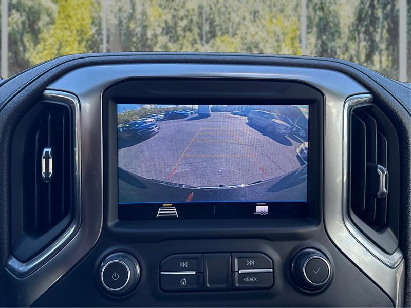 Chevrolet Silverado photo 26