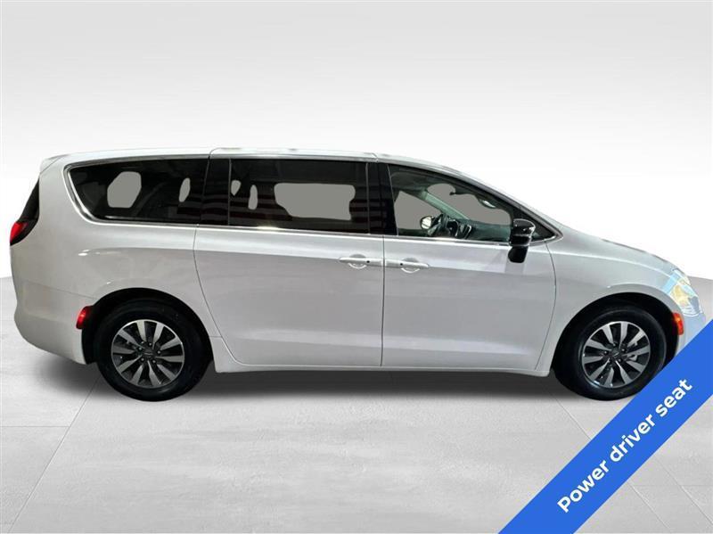 Chrysler Pacifica Hybrid Select 2024