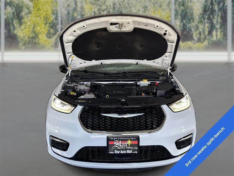 Chrysler Pacifica Hybrid Select 2024