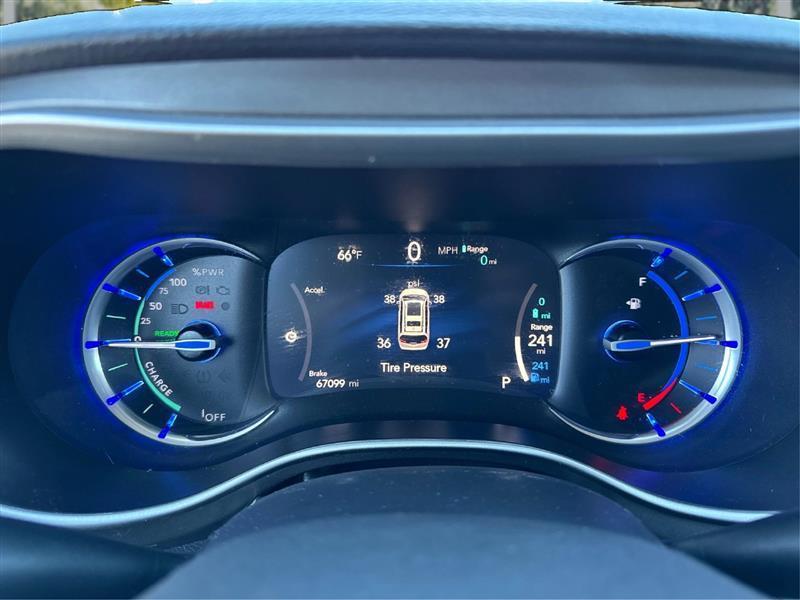 Chrysler Pacifica Hybrid Select 2024