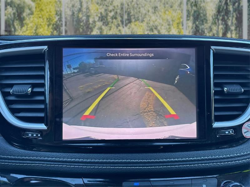 Chrysler Pacifica Hybrid Select 2024