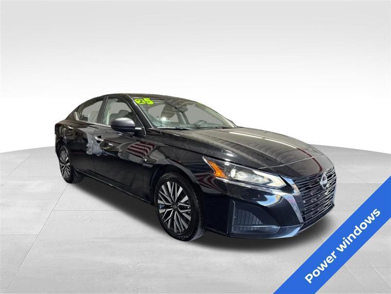 Nissan Altima 2.5 SV AWD 2025