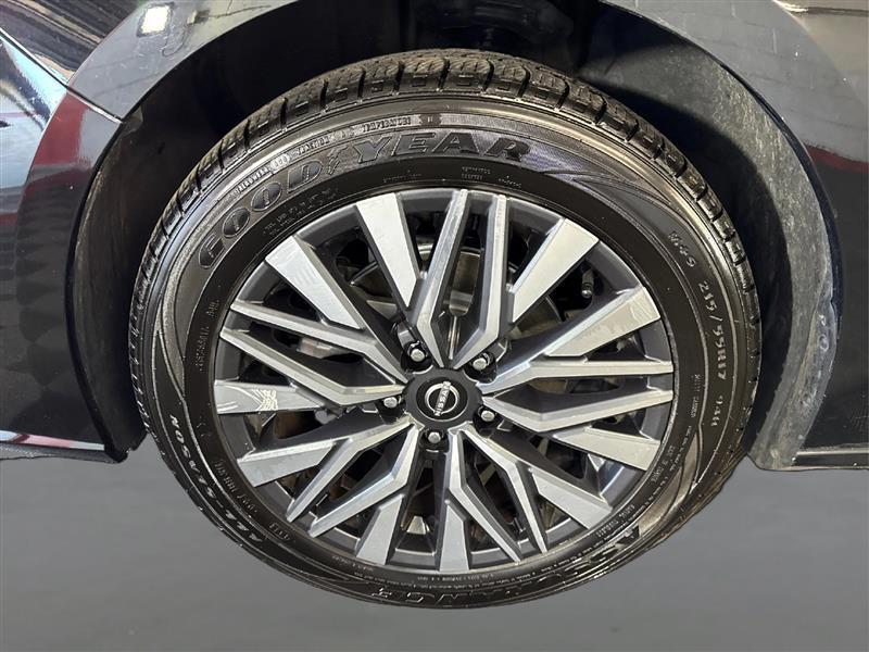 Nissan Altima 2.5 SV AWD 2025