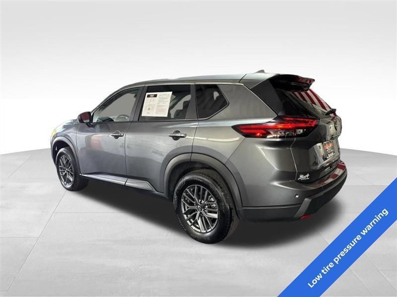 Nissan Rogue photo 7