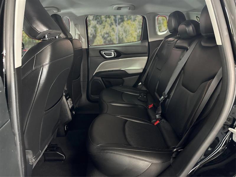 Jeep Compass photo 10