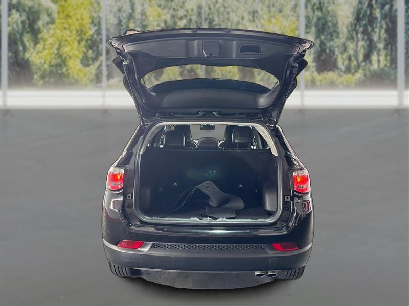 Jeep Compass photo 13