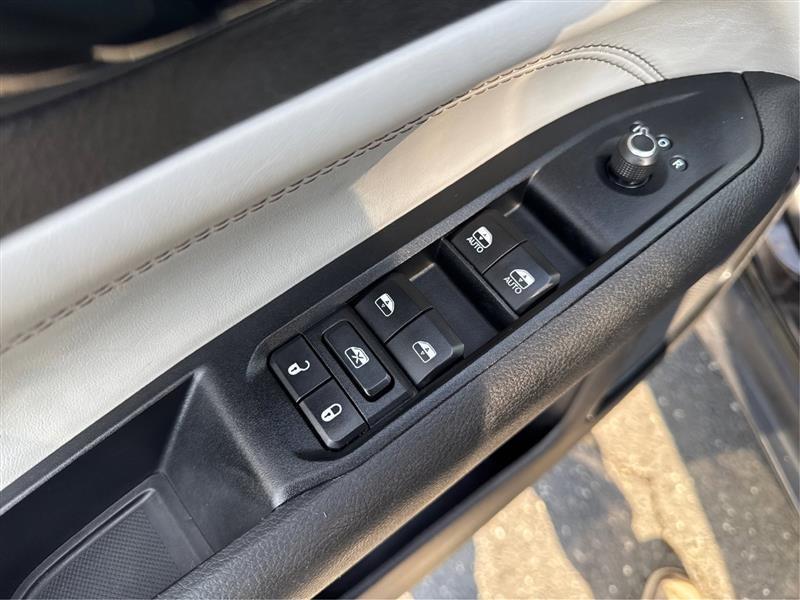 Jeep Compass photo 32