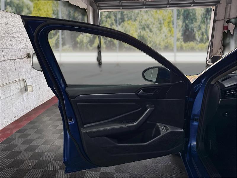 Volkswagen Jetta SE 2024