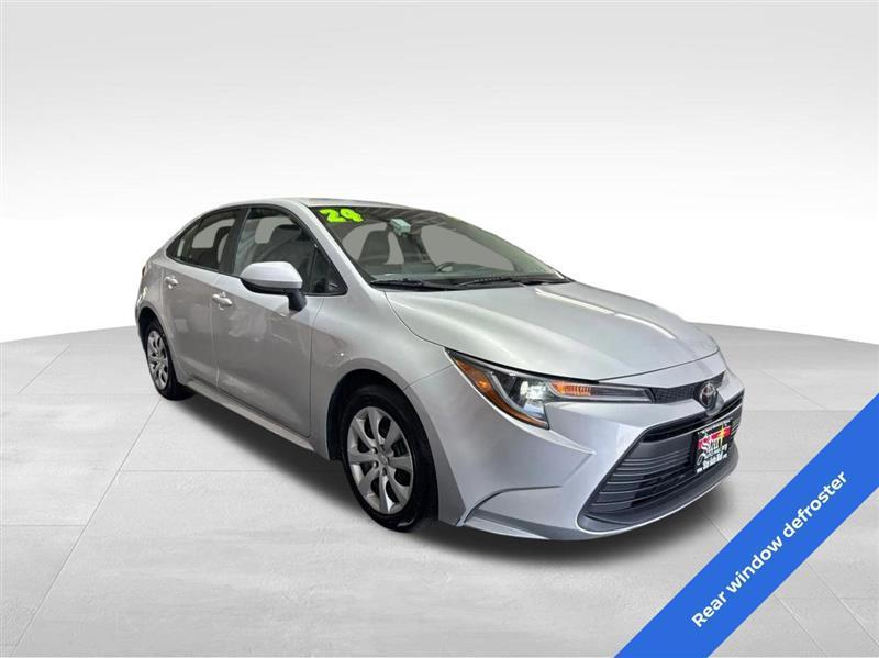 Toyota Corolla LE 2024