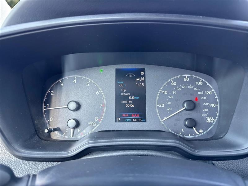 Toyota Corolla LE 2024