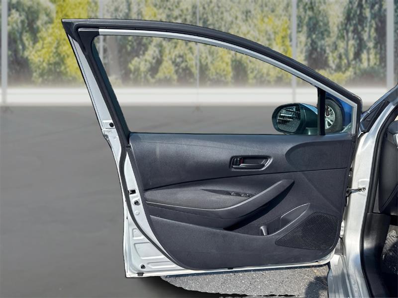 Toyota Corolla LE 2024