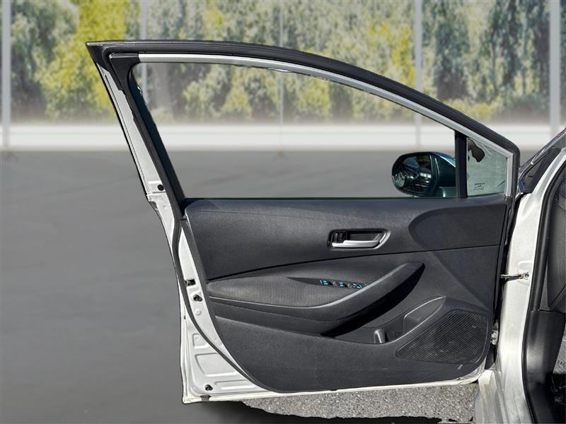Toyota Corolla LE 2021