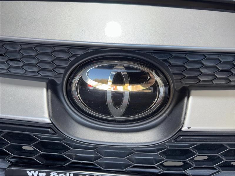 Toyota Corolla LE 2021