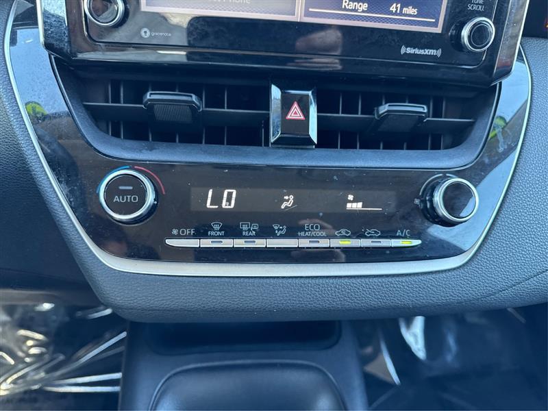 Toyota Corolla LE 2021