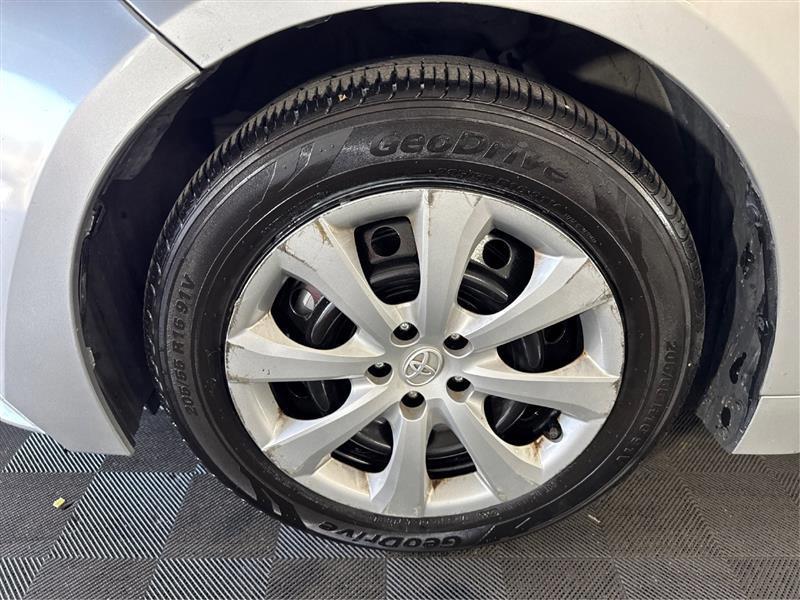 Toyota Corolla LE 2021