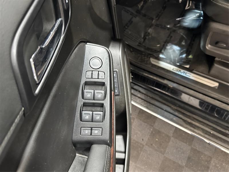 GMC Yukon XL SLT 4WD 2019