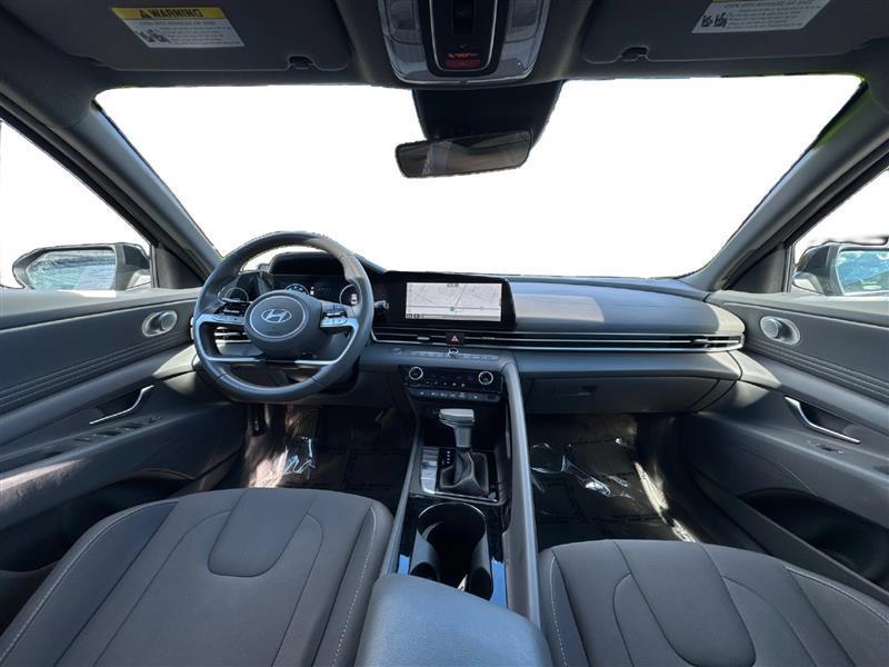 Hyundai Elantra SEL Convenience 2025