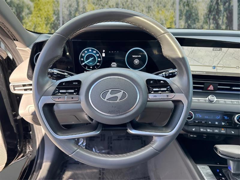 Hyundai Elantra SEL Convenience 2025