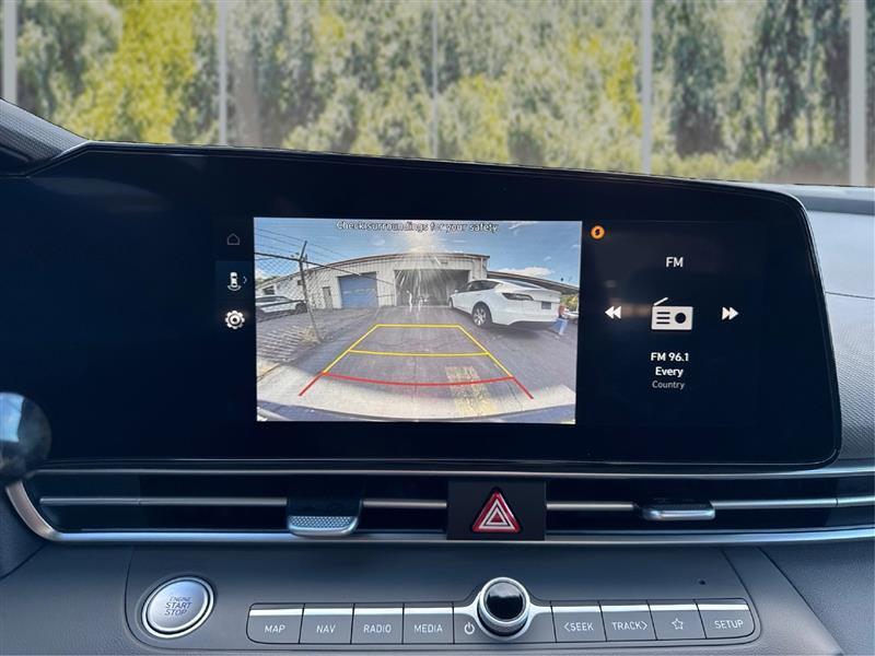Hyundai Elantra SEL Convenience 2025